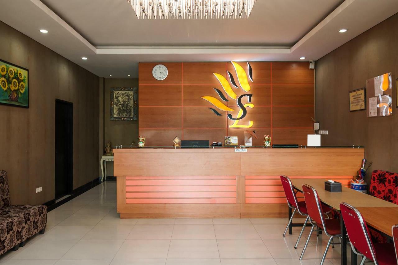 Reddoorz Plus Near Sangkareang Park Mataram Exterior photo